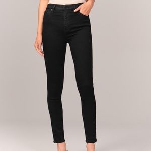 A&F Super Skinny High Rise - NWT